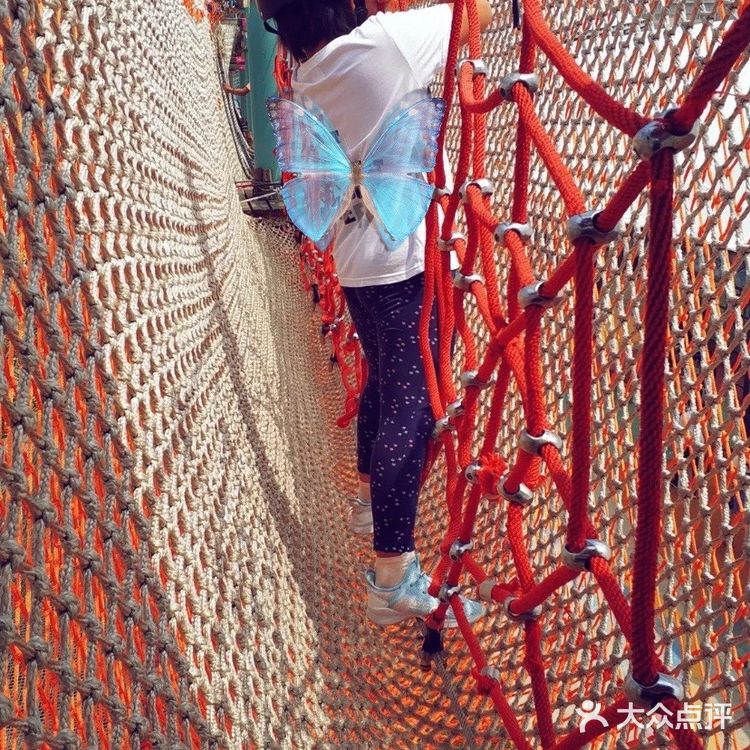 北京夏日必打卡的华熙轻探险乐园，挑战多多。
