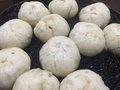 -舒小笼松针小笼包