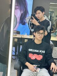 -藤野造型烫发染发