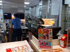 -麦当劳(轻轨曹杨路店)