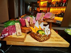 -山川小町·极番烧肉(新地假日广场店)