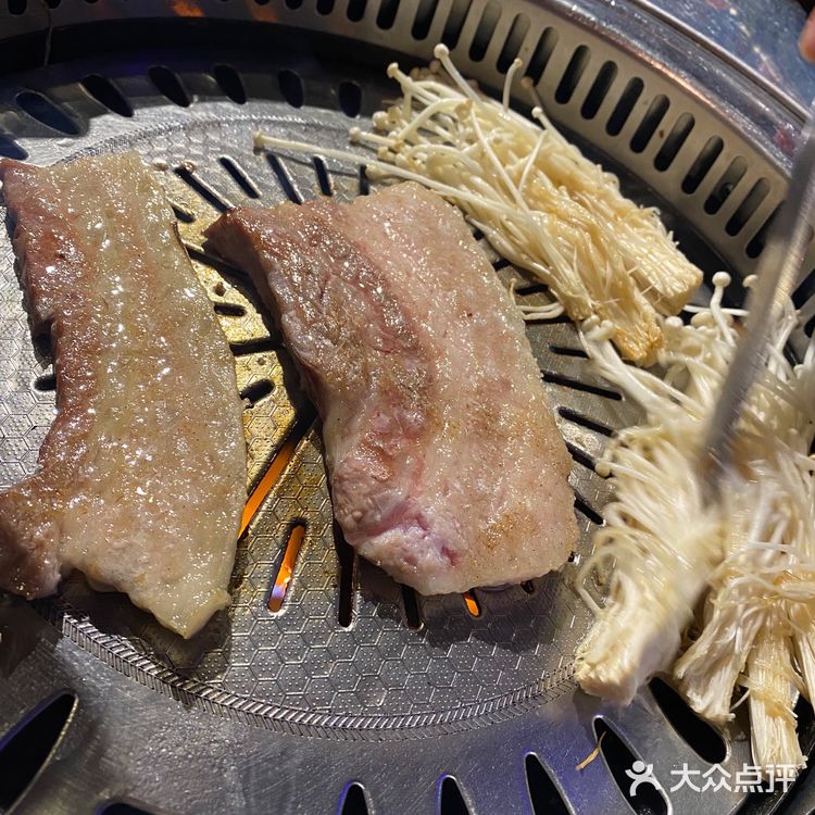圣诞约会餐厅指南|九尾壶·炭火烤肉