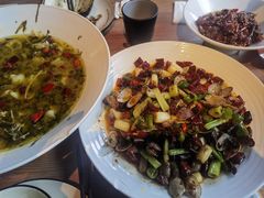 -临界音乐酒馆·小龙虾·江湖菜(华熙LIVE·鱼洞店)