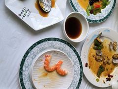 -宾朋海鲜饭庄(兴海路店)