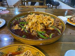 -一品红烧鸭特色川菜(三岔湖店)
