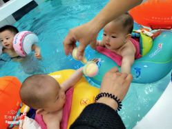 -鱼乐贝贝婴幼儿水育馆(高桥红坊店)