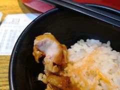 -吉吉向上炭烤鸡肉煲(大学城店)