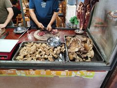 -佳荣老五生态牛肉馆