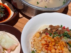 -周小波重庆小面·重庆名小吃(邹容路店)