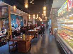 大堂-签尚佰味小郡肝串串香火锅(朝阳路店)