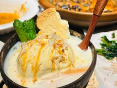 -饱嗝·小炒云南菜·见手青乌鸡汤锅(来凤街国创园店)