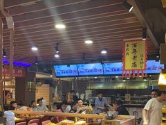 大堂-喝丢一只鞋海鲜烧烤·海肠捞饭(市场店)