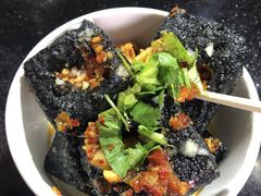 -黑色经典臭豆腐·湖南特产(步行街店)