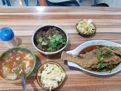 -曹家蒸碗(东二路店)