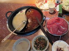 -赵美丽·重庆社区火锅·直营店(火车东站·中豪国际店)