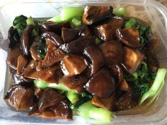 香菇菜心-湘聚缘湘菜馆(斜土路店)