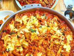 -亲昵春川鸡排(韩国美食街店)