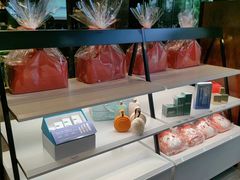 -星河吉酒店-BOND大堂吧·咖啡·简餐