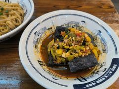 -黑白电视长沙小吃(美林M·LIVE天地东座店)