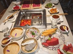 -海底捞火锅鲜切牛肉主题店(长寿路店)