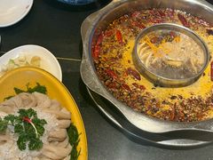 -一斗火锅·招财羊毛肚(北温泉九号店)