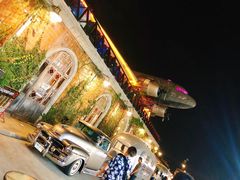 -席娜卡琳火车铁道夜市