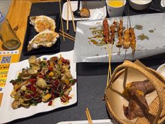 -卞二小串·鹤岗烧烤·坑烤(永定路店)