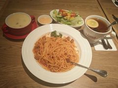 -必胜客(欧亚卖场店)