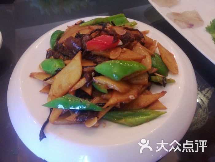 榛蘑炒土豆片