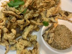 软炸鲜蘑-石老头关东饺子王·东北菜(嘉华鑫城店)