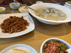 -严记小天府酸菜鱼(西四路店)