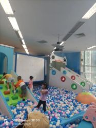 -孩子王童乐园(保定万博广场店)