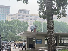 -南礼士路(地铁站)