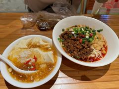 -周小波重庆小面·重庆名小吃(邹容路店)