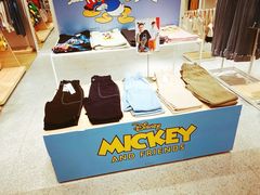 -hotwind热风(世纪东方广场店)