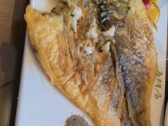 -赶海部落海鲜城(海阳路店)