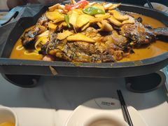 -江边城外烤全鱼(世茂广场店)