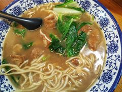 -何太太馄饨面铺(大浒东苑店)