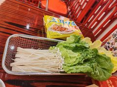 -沙胆彪炭炉牛杂煲(上海日月光广场店)