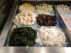 -成都你六姐·牛肉冒菜(城市集市合生汇店)