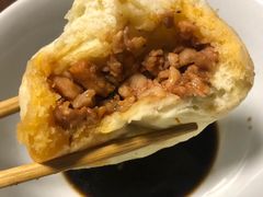奥尔良鸡腿包-老陶包子铺(南大西南村店)