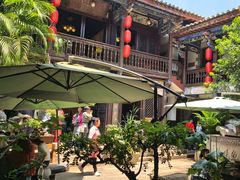 -香满楼.建水老宅院