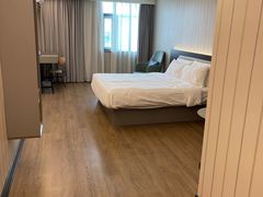 -汉庭(上海虹桥机场新店)