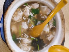 -小许三鲜砂锅馄饨店(家多乐烟酒店)