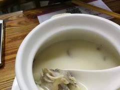 -正宗普宁豆干坊·洪记砂锅粥(红领巾路店)