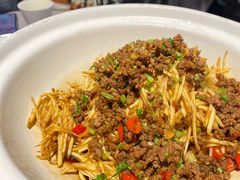 砂锅茭瓜牛肉-徐记海鲜(梅溪新天地店)