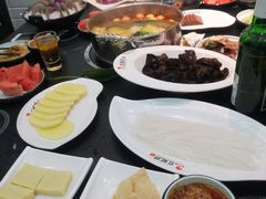 -红菇坊鲜汤火锅(淮河街店)