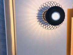 -UNI UNI(环亚凯瑟琳店)