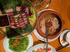 -老滇山寨•云南特色菜•地方菜•民族风情歌舞表演(金碧店)