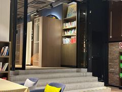-光海书局(南京东路第一百货店)